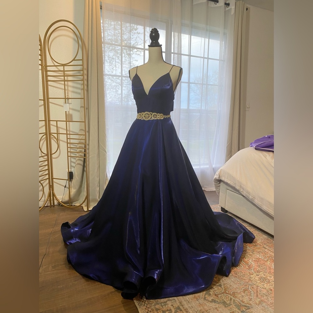(NEVER WORN) Sherri Hill prom dress deep blue ball gown with gold belt